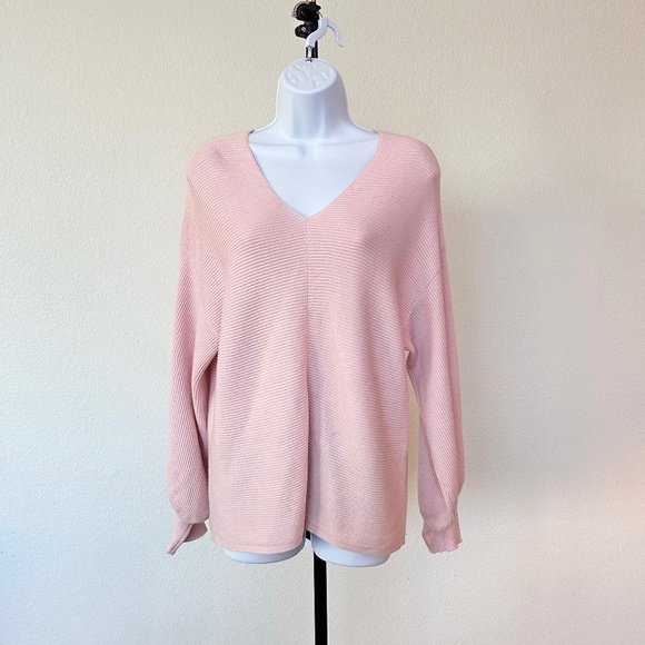 1. State Polished Nomad V-Neck Bubble Sleeve Sweater Baby Pink Womens Sz S EUC - Picture 2 of 8